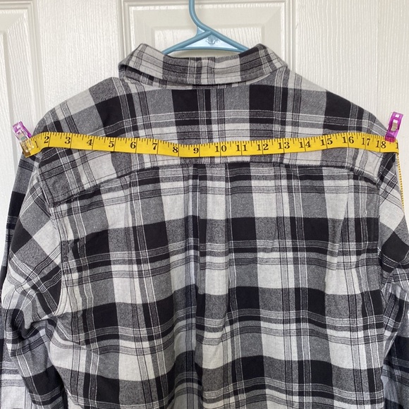 Men’s Eddie Bauer Classic Fit Flannel size Medium - Picture 4 of 5